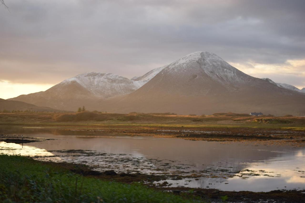 Skye Coorie Cabin Villa Breakish Exteriör bild